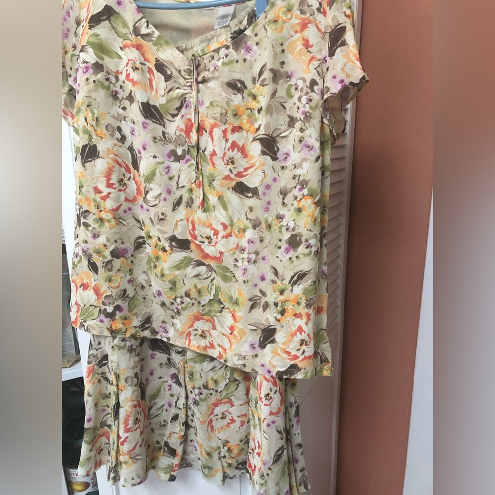 2 piece summer print dress.fully lined